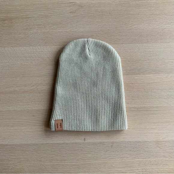 BEAU HUDSON ADULT SIGNATURE KNIT BEANIE TAN - Picture 2 of 8